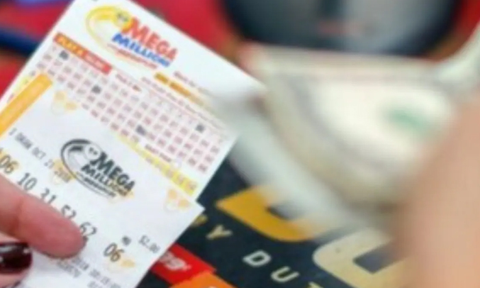  Bumper Lottery If You Buy A Ticket, You Will Get Crores Upon Crores , Bumper Off-TeluguStop.com