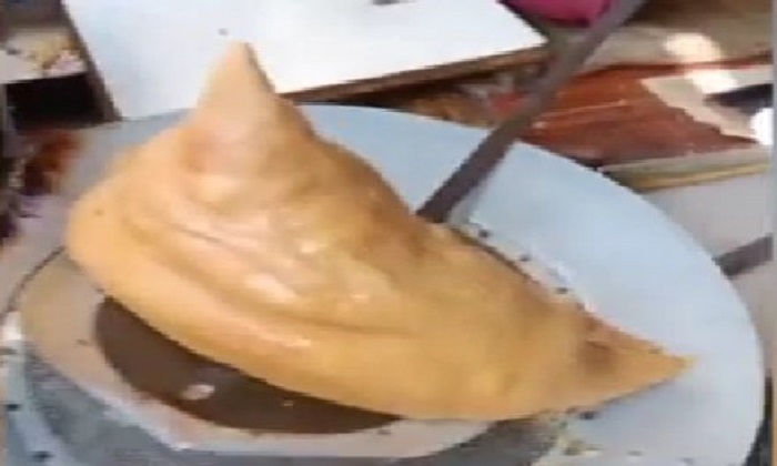  Eight Kilo Grams Bahubali Samosa Made In Meerut , Bahubali Samosa, Big Samosa In-TeluguStop.com