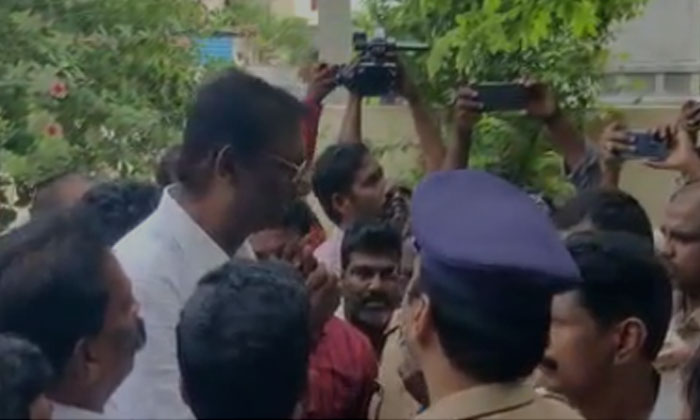  Sri Gottipati Ravikumar Was Placed Under House Arrest By The Police Gottipati Ra-TeluguStop.com