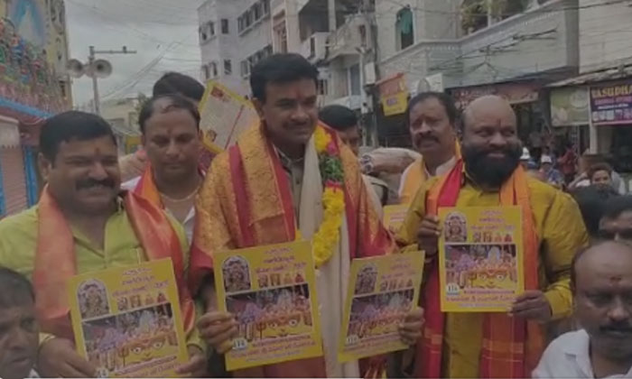  Lal Darwaja Simha Vahini Mahankali Ammavari Bonala Utsavam Starts From Friday-TeluguStop.com