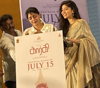  Actress Aishwarya Lekshmi Breaks Down At 'gargi' Press Meet-TeluguStop.com