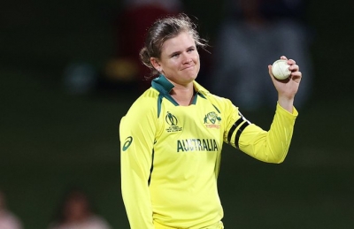  Australia's Jess Jonassen To Miss Start Of Ireland Tour Due To Covid-19-TeluguStop.com