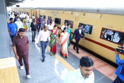  Bharat Gaurav Train From K'taka To Kashi In Last Week Of Shravan-TeluguStop.com