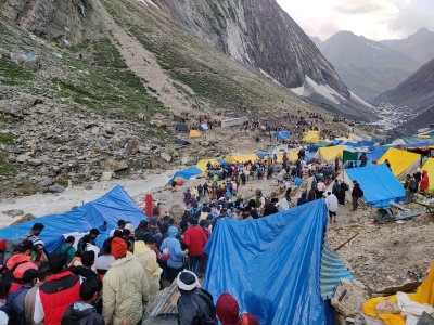  Cloudburst Near Amarnath Cave, Injuries Reported-TeluguStop.com