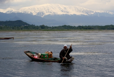 Cloudy Weather, Thundershowers Likely In J&k: Met Office Cloudy Weather, Thundershowers Likely In J&k: Met Office-TeluguStop.com