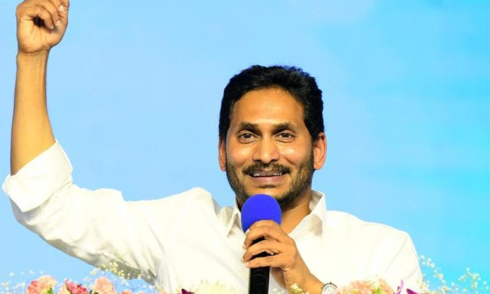  Will Ap Cm Jagan Tour The Districts From November?.. Andhra Pradesh, Cm Jagan, Y-TeluguStop.com