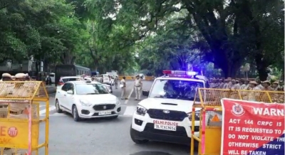  Delhi: Heavy Security Around Ed Office Ahead Of Sonia's Appearance-TeluguStop.com