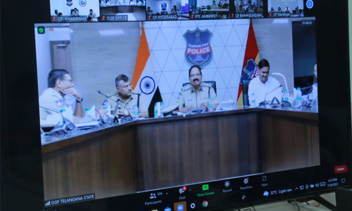  Dgp Mahender Reddy Video Conferrence With Police Commissioners And State Sps Det-TeluguStop.com