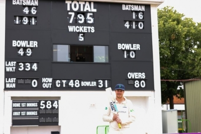  England County Championship: Glamorgan's Sam Northeast Cracks Unbeaten 410, Lara-TeluguStop.com