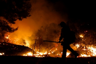  Fast-moving Wildfire Forces Thousands To Evacuate In California-TeluguStop.com