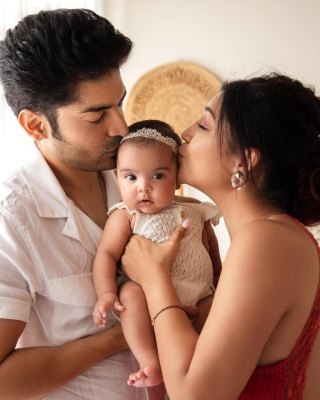  Gurmeet, Debina Finally Reveal To Fans The Face Of Their Baby Girl-TeluguStop.com