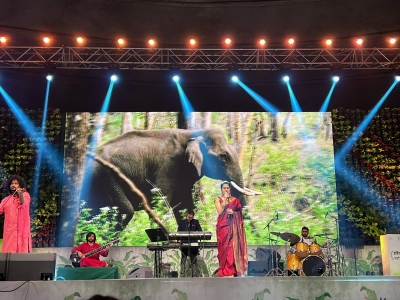  Hariyali Mahotsav: Rickey Kej Enthralls With Rich Music, Climate Change Anecdote-TeluguStop.com