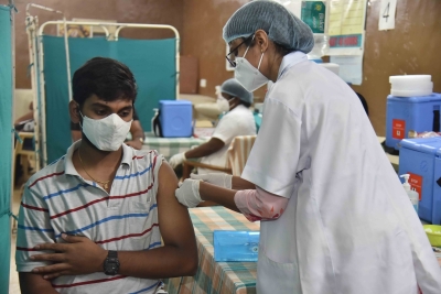  Hyderabad's Vaccine Capacity To Soar To 14 Billion Doses-TeluguStop.com