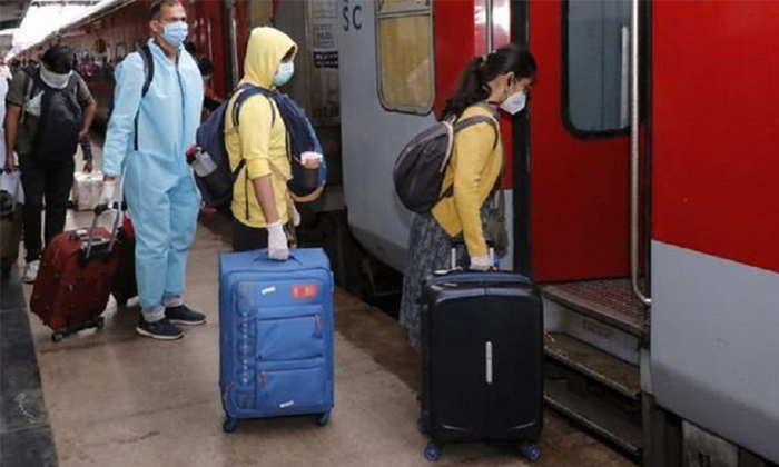 Telugu Extra Luggage, Indian Railways, Passenger, Train, Train Journey, Travel-L