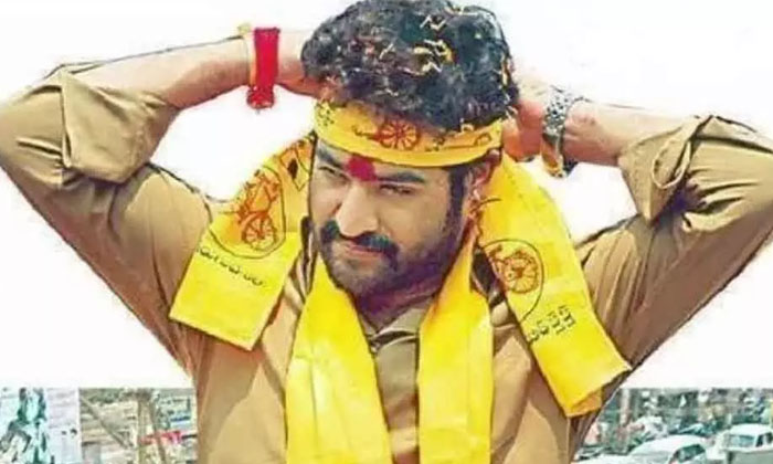  Fans Puting Banners And Asking Ntr To Become Cm Do You Know What Happened In The-TeluguStop.com