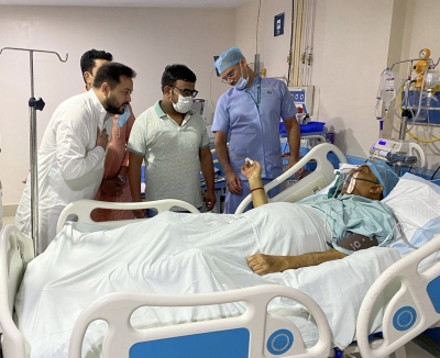  Lalu Prasad's Health Improving, Says Tejashwi-TeluguStop.com