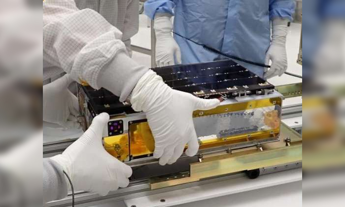  Nasa Scientists Designed Very Small Satellite To Monitor Climate Changes Details-TeluguStop.com