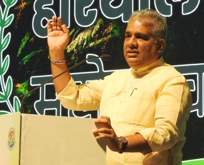  Pay Parity Across States Recommended For Frontline Forest Staff-TeluguStop.com