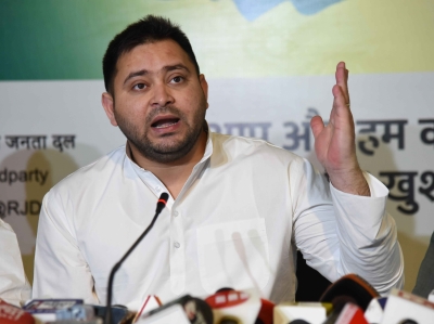  Prepare Well Before Addressing Public Events, Bjp Advises Tejashwi-TeluguStop.com
