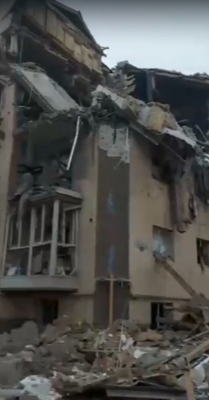  Russian Missile Hits Six-storey Apartment Building In Kharkiv-TeluguStop.com