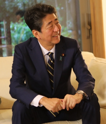  Shinzo Abe - Japan's Longest-serving Prime Minister-TeluguStop.com