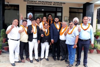  Sidhu Re-elected Punjab & Haryana Bar Council Chairman-TeluguStop.com