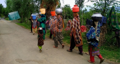  So Near, Yet So Far: Village Near Nature's Cradle Kokernag Suffers Without Water-TeluguStop.com