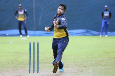  Sri Lanka Spinner Maheesh Theekshana Ruled Out Of Second Pakistan Test-TeluguStop.com