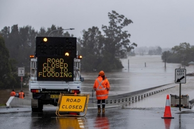  Task Force Joins Clean-up In Flood-prone Aus State-TeluguStop.com