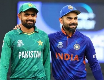  This Too Shall Pass. Stay Strong: Babar Azam's Message To Virat Kohli-TeluguStop.com