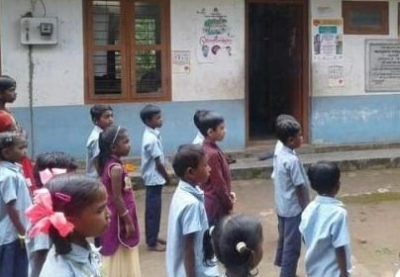  Tn Tribal Students Suffer Due To Delay In Receiving St Certificate-TeluguStop.com