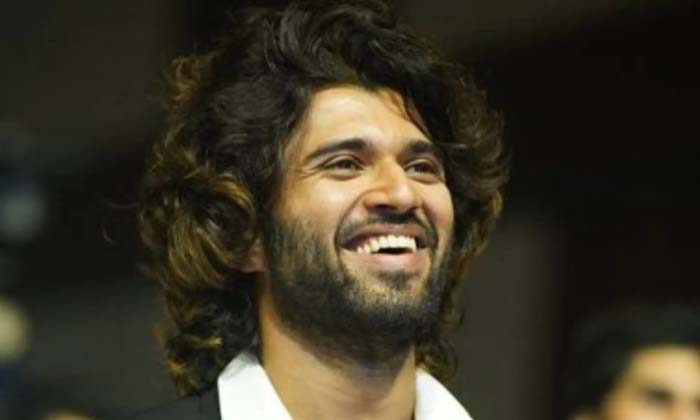  This Is The Best Challenging Role In My Career Vijay Devarakonda Tweet Is Viral-TeluguStop.com