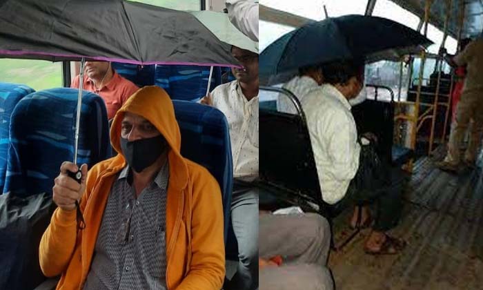  Who Traveled With Umbrellas On The Train Are They Not Crazy , Train , Umbrella ,-TeluguStop.com