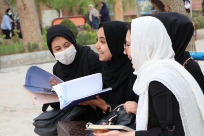  Un Official Wants Afghan Schools To Open 'in Practice'-TeluguStop.com