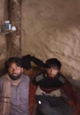  Villagers Overpower 2 Most Wanted Lashkar Terrorists In J&k's Reasi (ld)-TeluguStop.com