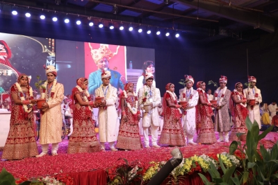  50 Physically-challenged Couples Tie Knot In Rajasthan-TeluguStop.com