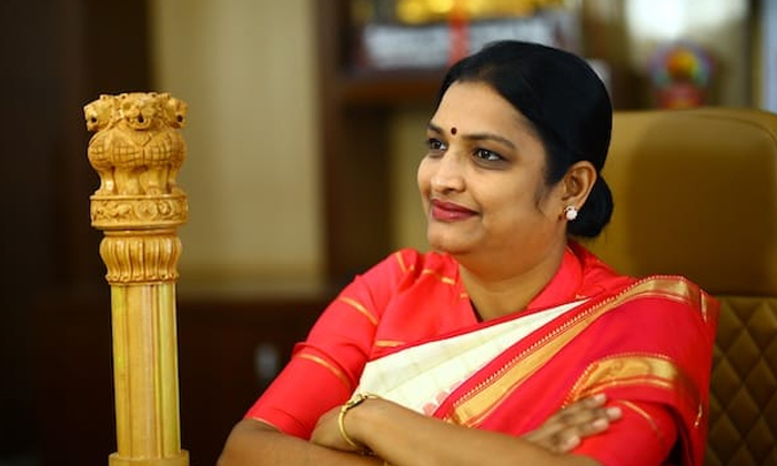  Ap Women And Child Welfare Minister Ushasree Charan Visited Srivara , Child Welf-TeluguStop.com