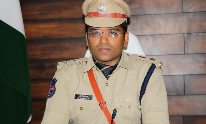 Badradri Kothagudem Sp G Vineeth Ips Instructions For Constable Exam,badradri Ko Badradri Kothagudem Sp G Vineeth Ips Instructions For Constable Exam,badradri Ko-TeluguStop.com