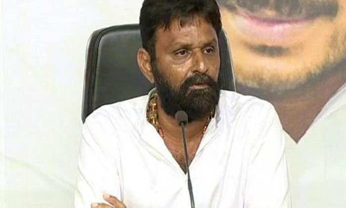  Fake Videos.. Babu Neeli Politics With Fake Reports Ex-minister Kodali Nani Fire-TeluguStop.com