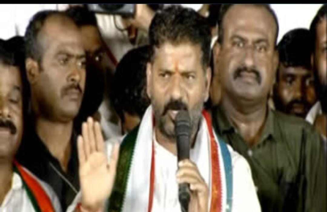  The Flag Of The Congress Party Will Fly On Munugodu's Soil: Revanth Reddy-TeluguStop.com