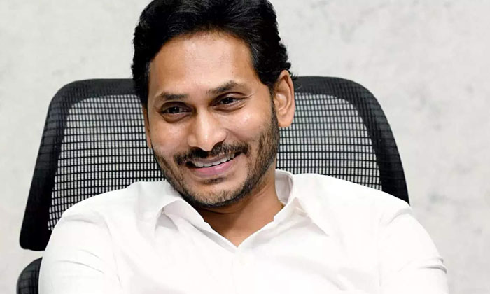  Being Silent On That Issue  Is It Wrong For Ycp To Turn Around , Cm Jagan , Mp G-TeluguStop.com