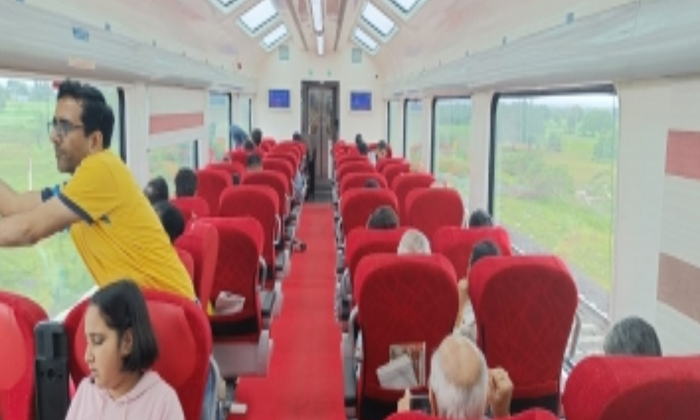  The First 'vistadome Coach' Train In Telangana This Is The Train That Passenger-TeluguStop.com