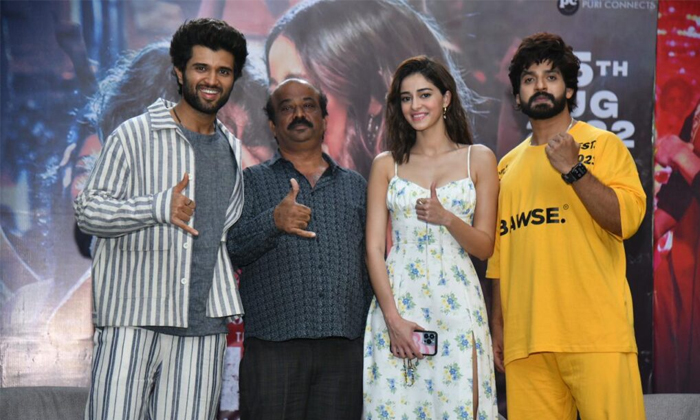  Vijay Deverakonda Liger Movie Bengaluru Promotions Details, Vijay Deverakonda, A-TeluguStop.com