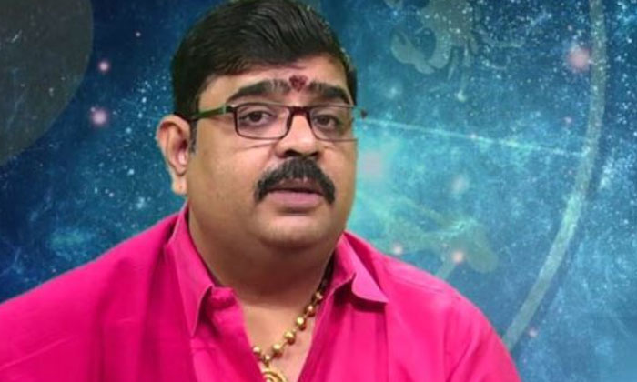  Venu Swamy About Hero Vijay Devarakonda Venu Swamy, Liger , Puri, Ramya Krishna-TeluguStop.com