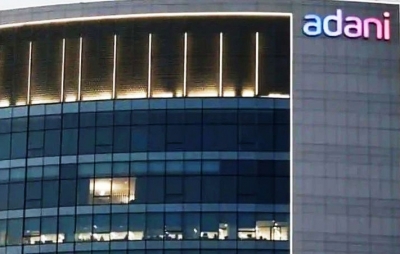  Adani Enters Industrial 5g Space-TeluguStop.com