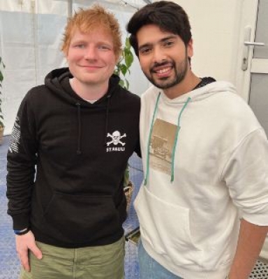  Armaan Malik, Ed Sheeran Pose Together For Picture In Copenhagen-TeluguStop.com