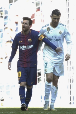  'biggest Show On Earth' Could Be The Last Hurrah Of Superstars Messi, Ronaldo-TeluguStop.com