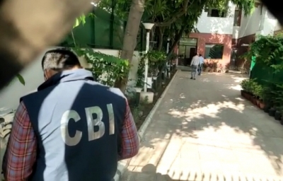  Cbi Raids Manish Sisodia's Residence, 21 Other Locations (ld)-TeluguStop.com