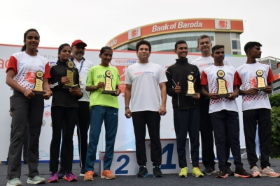 Chhagan, Kavitha Win Mumbai Half Marathon 2022 Chhagan, Kavitha Win Mumbai Half Marathon 2022-TeluguStop.com