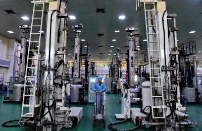 China Orders Factories To Shut Down As It Faces Fiercest Heat Wave In Six Decade China Orders Factories To Shut Down As It Faces Fiercest Heat Wave In Six Decade-TeluguStop.com